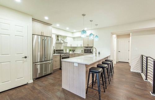 Cottonwood Heights House | Cozy 5-BR Retreat with Indoor Fireplace & Family-Friendly Amenities