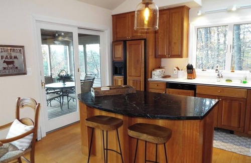 West Hartford House | Spacious 6-bedroom house in charming Quechee. Family friendly, all seasons!