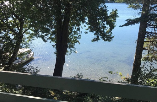 Greensboro Cottage | Spacious 6-bedroom lake house in fabulous Greensboro Vermont with WiFi.