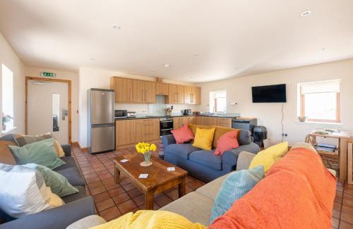 Tore House | Family-Friendly Retreat: 6-Bedroom Farm Stay Experience