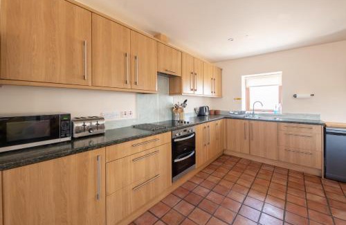 Tore House | Family-Friendly Retreat: 6-Bedroom Farm Stay Experience