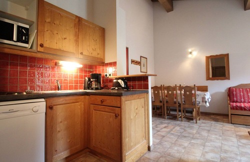 Val Cenis Apartment | Family-Friendly Apartment Lanslevillard with Spa & Breakfast