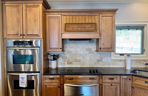 Shady Bay House | Spacious 6BD 4BA Lakehouse. Sleeps 17. Views. Dock. Paddleboards. Screened Porch