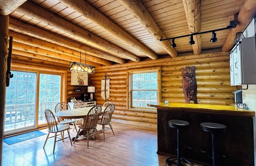 Tererro Cabin | Spacious 6BR, 3 story, Mountain Lodge, Sleeps 14, Forest Views, Pecos River