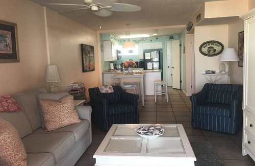 Gulf Shores Condo | Stunning 6th Floor Condo with Large Balcony & Gulf Views