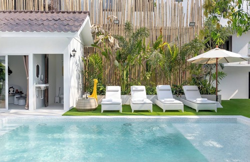 Nimman Villa | Spacious 7-bedroom pool villa in gorgeous Chiang Mai