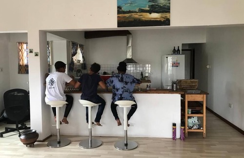 Tema Apartment | Spacious 9-bedroom apartment in fantastic Tema with WiFi, AC