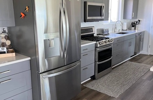 Daniel Cabin | Spacious 9-bedroom lodge near charming Big Piney with WiFi