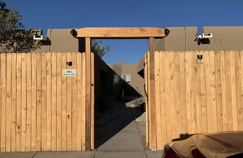 Southside Apartment | Pet-Friendly 2BR Retreat with Yard & Top Guest Rating