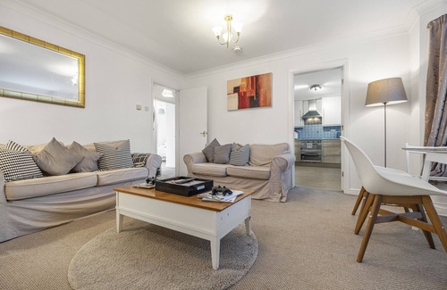 Jesmond Apartment | Family-Friendly Apartment with Parking and Top Ratings!
