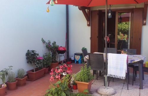 Marciaga Apartment | Spacious and comfortable apartment with pool and garden, near Garda and beach