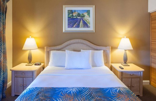Palm Coast Hotel | Comfortable Stay Near Washington Oaks State Park Beach