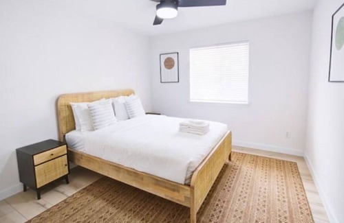 Farmers Branch House | Inviting Addison 3BR Gem with Spa and Hot Tub Amenities
