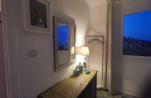 Figarella Villa | Idyllic Villa Steps from the Beach with Oceanfront Pool