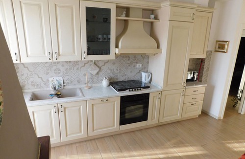 Grezzana Apartment | Bright Apartment Minutes from Verona with Breakfast Included