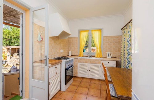 Cala Ratjada House | Bright Oceanview Flat with Garage in Conil de la Frontera