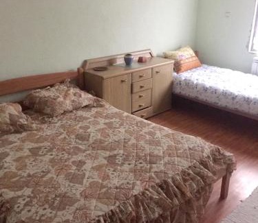 Vozuca House | Inviting House in Vozuca with Large Garden & Pet-Friendly