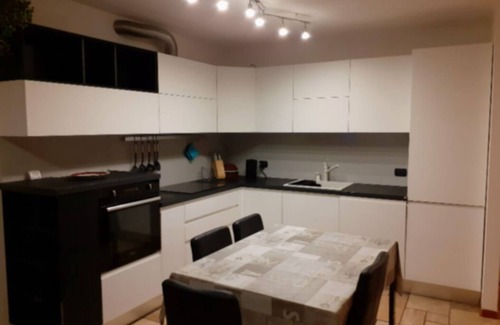 Monclassico Apartment | Highly Rated Apartment in Dimaro with Kitchen Amenities