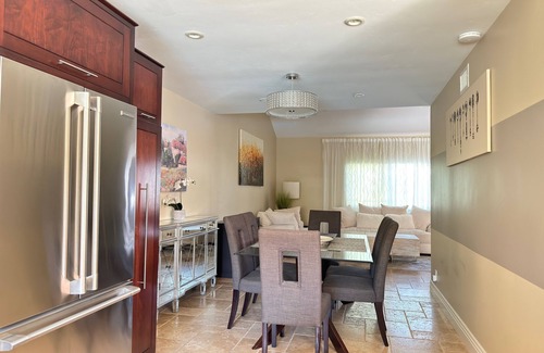 Encinitas House | Ideal Retreat with Pool, Private Yard & Ocean View