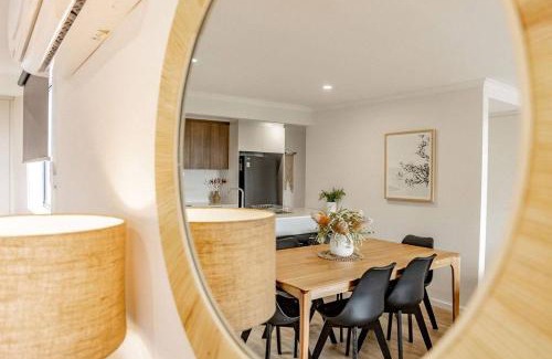 Bicheno House | Convenient Family Haven - Discover Azure Retreat Today
