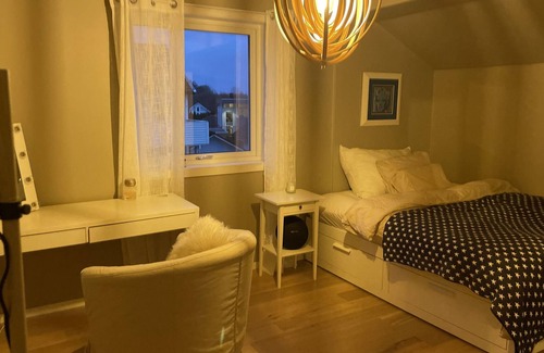 Stavanger Villa | Spacious and cozy 5 BR villa at Stokka