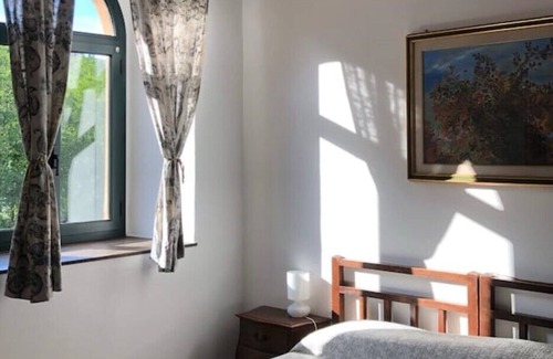 Pontremoli Apartment | Spacious and fresh, in the green, a few minutes from the center of Pontremoli