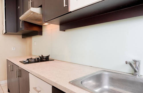 Kelapa Gading Barat Apartment | Family-Friendly 3BR Apartment with Kitchen at French Walk