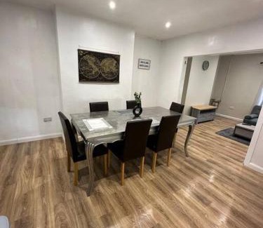 Mansfield Apartment | Comfortable House with Family-Friendly Amenities Awaiting You