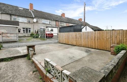 Mansfield Apartment | Comfortable House with Family-Friendly Amenities Awaiting You