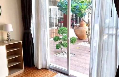 South Pattaya Villa | Spacious and Luxury Pool villa -Jomtien beach