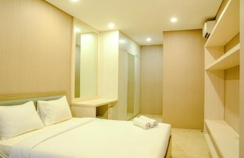 Mampang Prapatan Apartment | Modern 2BR L'Avenue Apartment with Pool & Spa Amenities