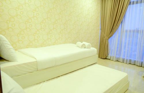 Mampang Prapatan Apartment | Modern 2BR L'Avenue Apartment with Pool & Spa Amenities