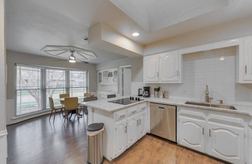 Plano House | Modern Home with Private Pool - Guest Rated 9.8/10