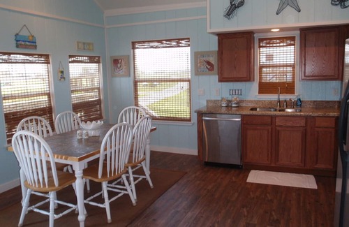 San Luis House | Beautiful Beach House with Ocean View & Golf Cart Rentals