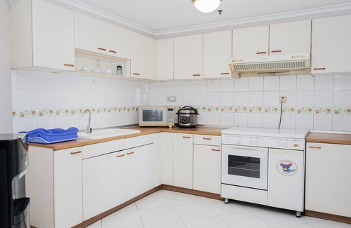 Semanggi Apartment | Premium 3BR Apartment with City View at Sudirman Tower
