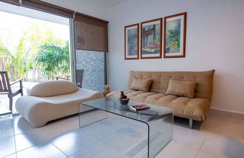 Progreso Municipality Apartment | Spacious and private, 1 block from sea, Progreso East