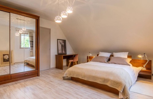 Pleuven House | Peaceful House with Ocean View in Quimper - Rated 9.8