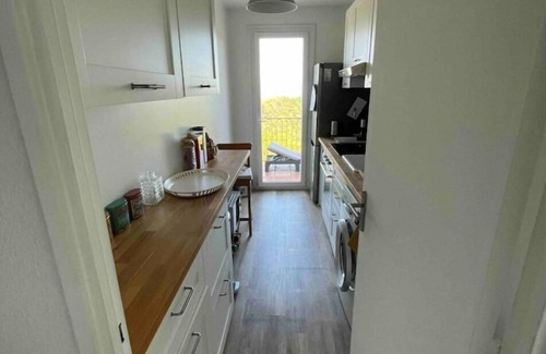 Mougins Apartment | Serene Rental Flat with Breathtaking Views and Great Amenities