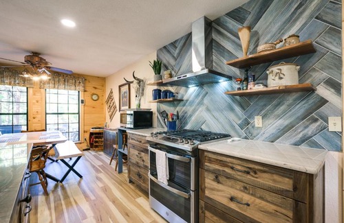 Pagosa Springs House | Tranquil Pagosa Springs Cabin with Deck & Hot Tub Awaits!