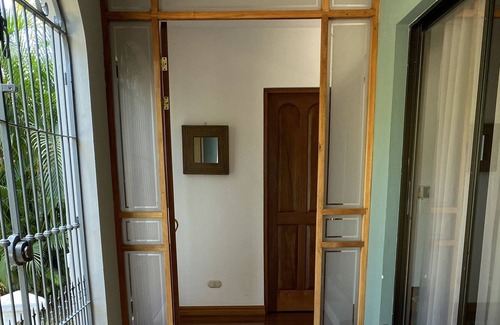 Curridabat House | Spacious and quiet with great location
