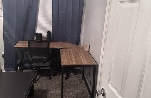 Dallas Apartment | Secluded 1BR Getaway with Kitchen & Child-Friendly Features