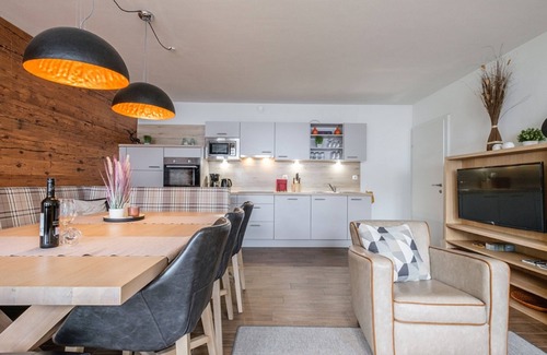 Dienten am Hochkoenig Apartment | Central Flat with Breakfast and Child-Friendly Amenities
