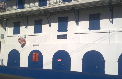 Estate Kings Quarter Apartment | Historic Downtown St. Thomas Apartment with Oceanfront Pool