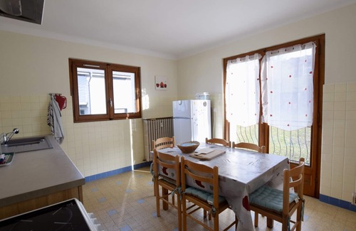 Evian-les-Bains Apartment | Cozy Apartment Évian-les-Bains: Perfect for Families