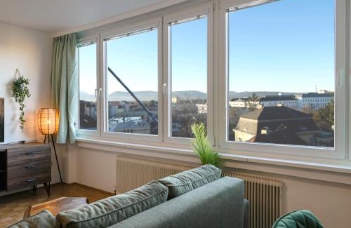 Wiener Neustadt Apartment | Elegant Apartments with Scenic Views and Free Parking