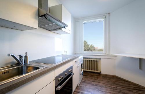 Wiener Neustadt Apartment | Elegant Apartments with Scenic Views and Free Parking