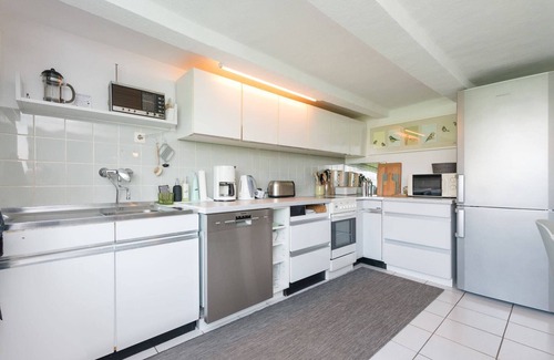 Leopoldshoehe Apartment | Spacious apartment near the Teutoburg Forest
