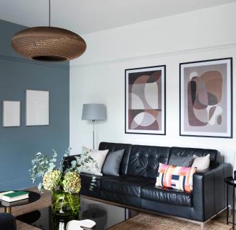 Brondesbury Park Apartment | Family-Friendly Apartment with Kitchen Amenities Awaits You