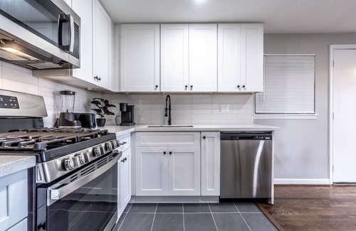 Neartown Apartment | Guest Rated 10/10: Apartment Near Medical Center Awaits!