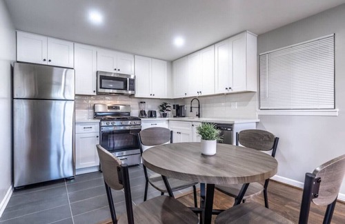 Neartown Apartment | Guest Rated 10/10: Apartment Near Medical Center Awaits!